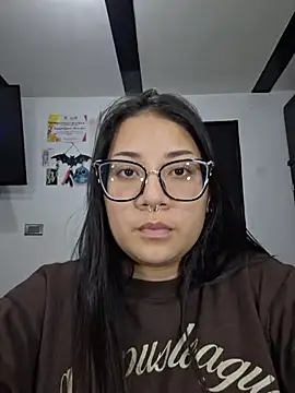 Candy_isita - 1 finger in ass