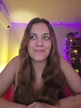 MiaRides19 - I will suck dildo 🙈🙈
