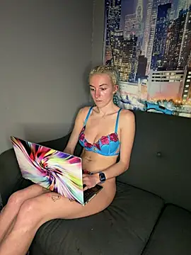 Blue_Storm - Cum for the first time on cam