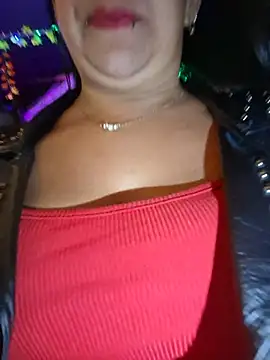 Keny__a - Tits out for 2 minutes in public 😈