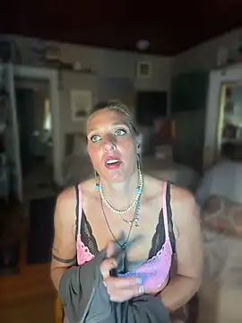 Glamazing - Dildo Tease 3 min