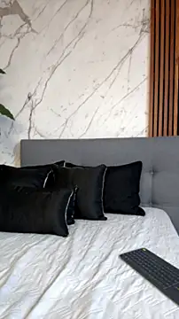 Amara_Velvet_ - in doggy and slap