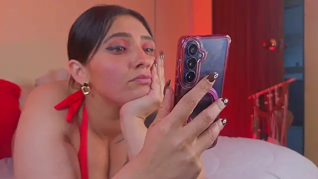 Emily_leinner - suck your fingers, put them in your puss