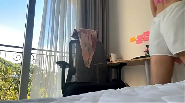 LynelleGorringe - bite and lick my sweet lips