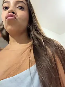 Hall_16 - Dildo in pussy