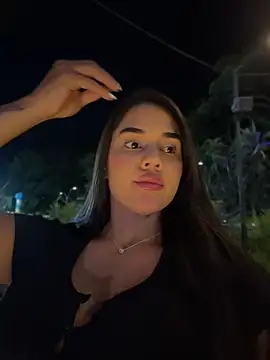 BellaLeclair_
