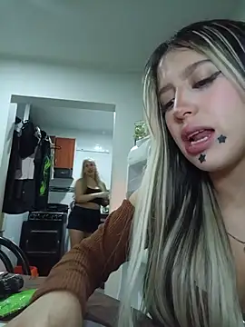 Eva_222 - SHOW TITS