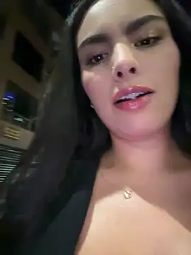 Maddy_Rouse_ - Saliva big boobs+ show wet pussy street