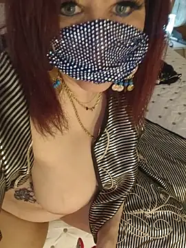 AMONNA2000 - 2luch in pussy