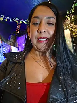 Keny__a - Tits out for 2 minutes in public 😈