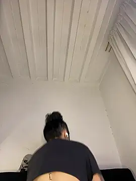 __itsbambi - 4 fingers in my ass 🍑💦
