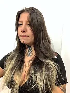 ElliWeaver - Naked boobs+ control domi 30 second