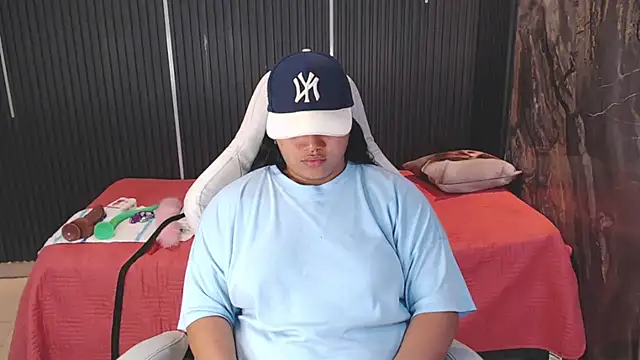 Melany_rouse18 - SUCK DILDO AND CLIP TITS
