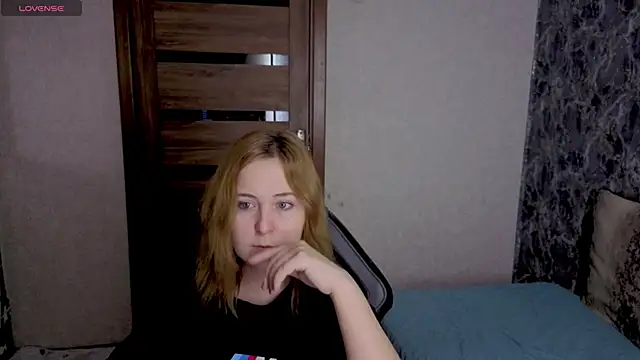 Kristy-Max - show ass