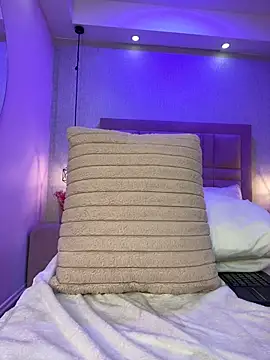 NatashaVegga - DILDO RIDE HARD FRONT & BACK