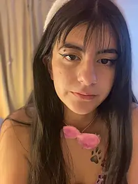 Yi_zoff - SEXY STRIPTEASE😏🤤
