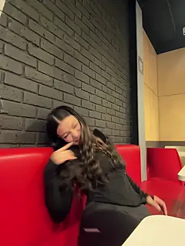 Alyshanon18 - BOOBS OUT 1MIN IN KFC📍💦