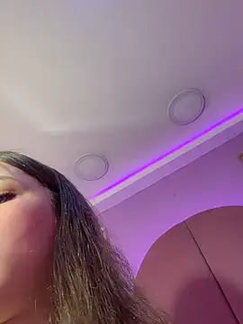 ValeriaAguilar's Webcam Show