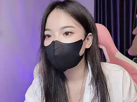 Julie_Ulie - Hôm nay khum Dâm Khum Đĩ chỉ nhận🌺20/10