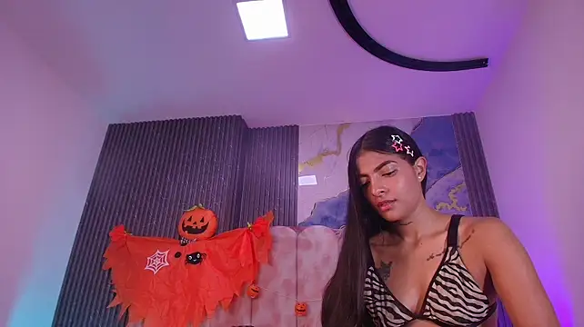 Hot_dione - Squirt in your face💦👅