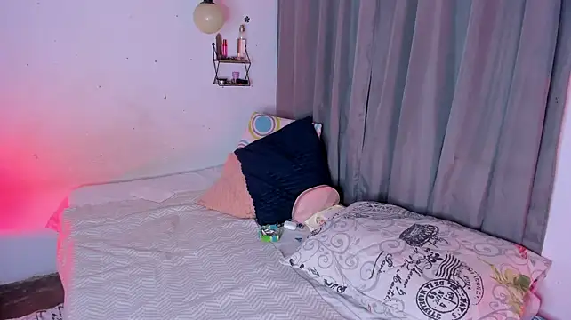 moni_bbw