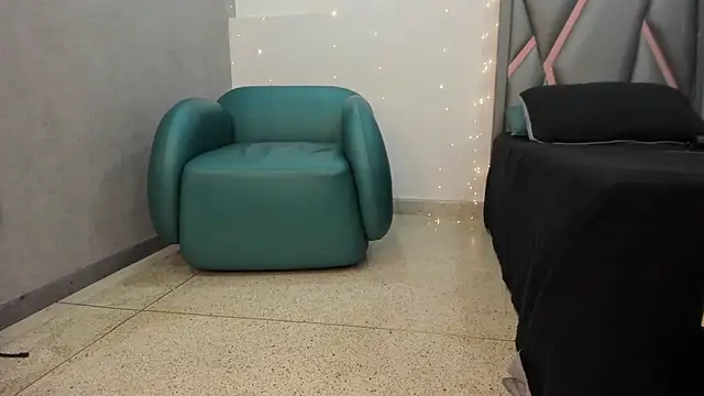 Esterlindez - footjob with pantyhose