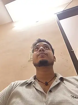 Dragonshyong - Please licking in public