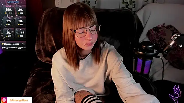 Fallengangel - SUCK DILDO
