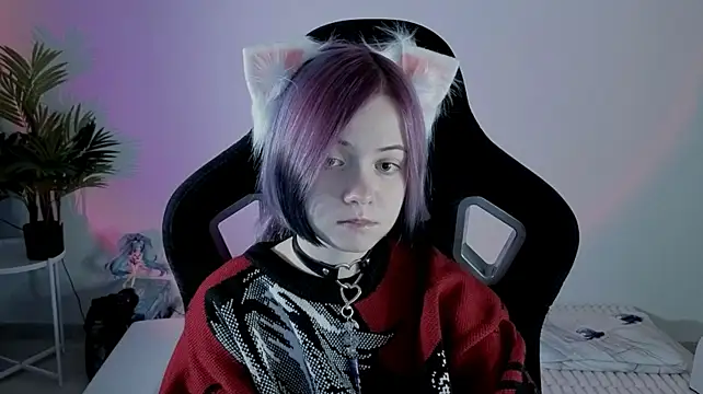 Hikkacat