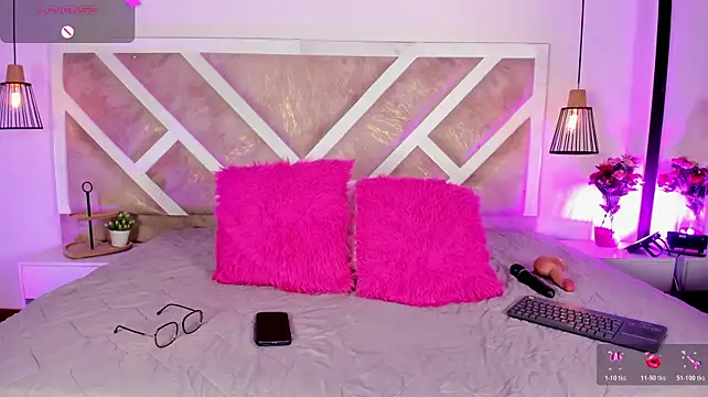 Saori_Sanchez - masturbation with my tits 😍🥰