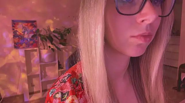 Alexa_purr - wear slutty bodysuit