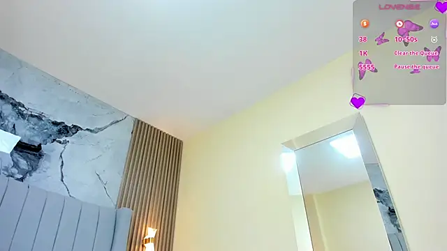 MAGIEVANS1 - Spanking buttocks