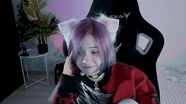 Hikkacat