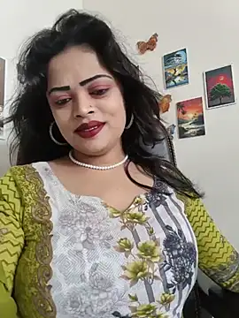Pinky-2 - Oiling My Sexy Pussy Hole