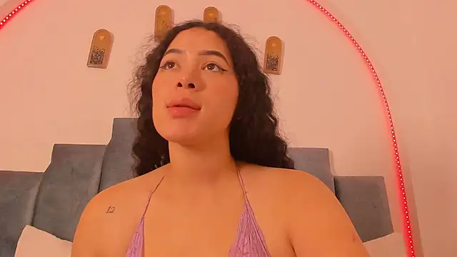Paulina__rosset - Oil in my tits + massage🍒