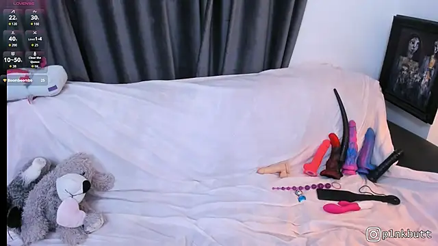 HelenGoat - Naked ass twerking!!!