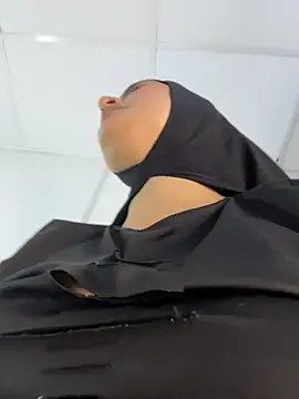 Aisha_k - One less garment