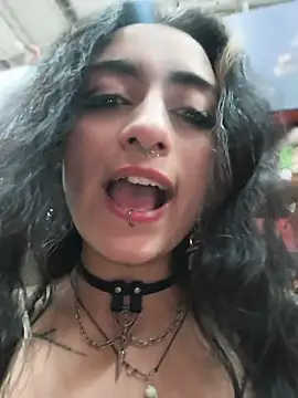 Lila_Desiree - Taking off my panties + finger in pussy