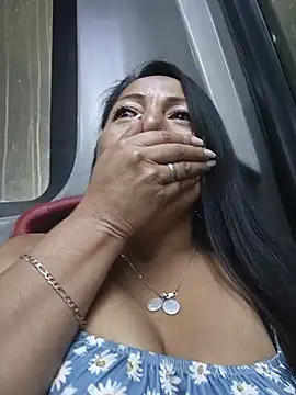 Misshot_02 - Show de titis 🍒 In public oil