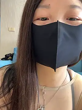 Aiss-niang - 电梯门口全裸两分钟