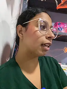 Chloefixxx - fingering in the bathroom