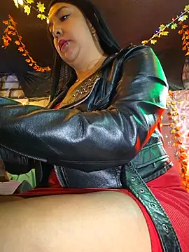Keny__a - Show tits + oil 🔥💦