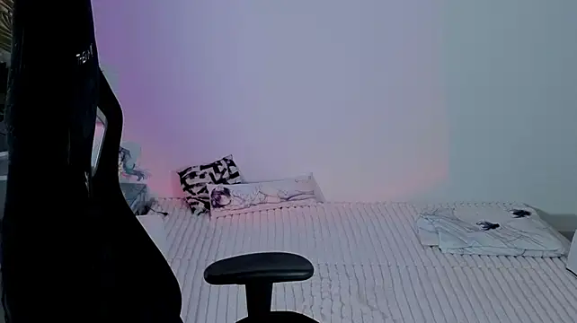 Hikkacat