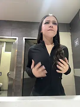 Alyshanon18 - SHOW ASS📍💦