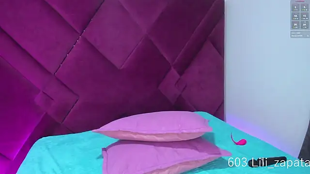 Lili_copper - fingrs in my pussy