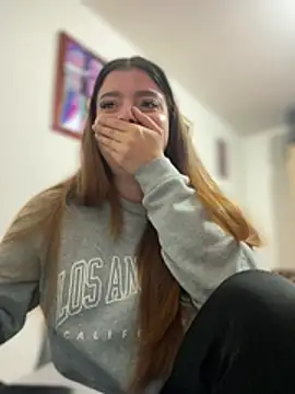 Cloew_Marz - Show boobs