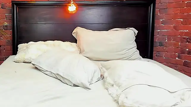 ChristynaRoss - SQUIRT SHOW