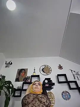 Jamilaross - Control Fuck machine+SQUIRT+VIDEO