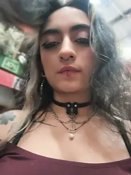Lila_Desiree - Taking off my panties + finger in pussy