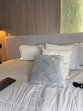 Elaara_ - SHOW PUSSY 😈🥵